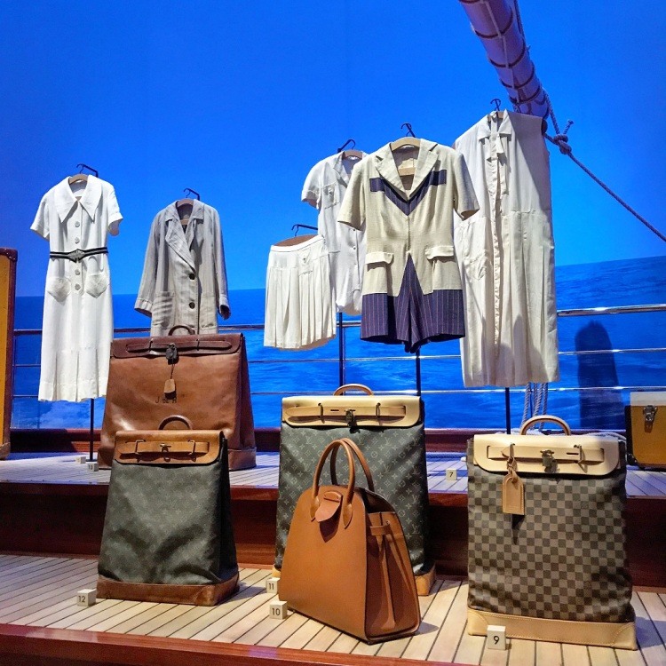 Louis Vuitton on X: Guests were welcomed within the Shanghai Exhibition  Center for an exclusive event celebrating the #LouisVuitton “Volez, Voguez,  Voyagez” exhibition opening. #VVVShanghai is now open free to the public